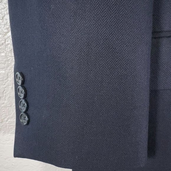 Jos. A. Bank Signature Series Silk/Camelhair Herringbone Blazer Men's Size 44L - Picture 4 of 6